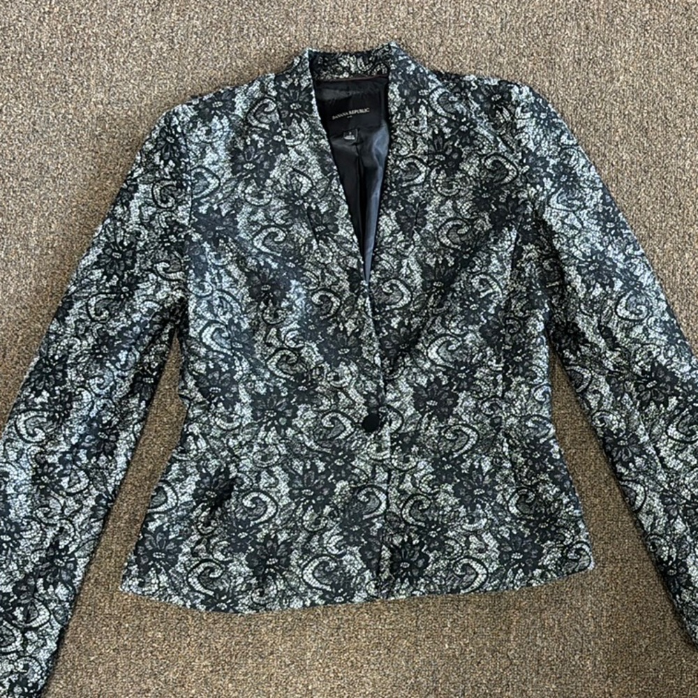 Banana Republic Monochrome Textured Blazer